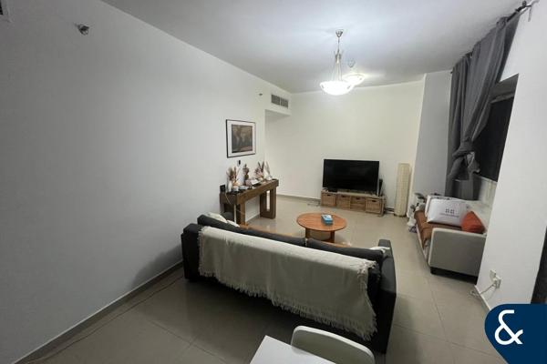 1 Bedroom | Vacant on transfer | Large layout
